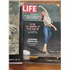 Image 3 : Life Magazines