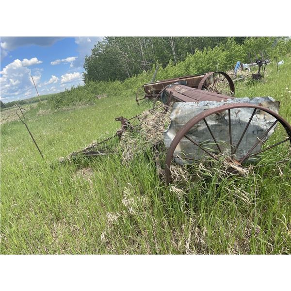 ON SITE ONLY LIVE BIDDING , Outdoor Items and Metal Wagon Wheels