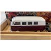 Image 2 : TRAY OF DIE CAST COLLECTIBLE CARS 1918- 1998