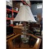 Image 1 : ACRYLIC BASE TABLE LAMP
