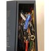 Image 2 : BOX OF CORCKSCREWS