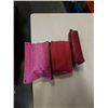 Image 8 : LOT OF BINDER, PENS, MARKERS, PENCIL CRAYONS