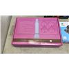 Image 2 : NEW FOMI CLAY BEAD GLOVES WITH HIGH FREQUENCY BEAUTY WAND AND AROMATHERAPY WRAP