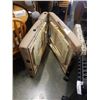 Image 2 : MASTER MASSAGE THERAPY FOLDING TABLE
