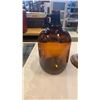 Image 2 : GLASS ASH TRAY ON STAND AND JUG
