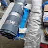 Image 2 : LOT OF LIGHT SPEED SLEEP PADS, PUMP, BODY GLOVE MASK, HOSE NOZZLES AND MORE