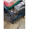 Image 2 : BLUE AIR COMPRESSER WORKING