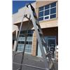 Image 2 : 10 FOOT ALUMINUM A FRAME LADDER
