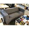 Image 2 : GREY 2 PERSON MODERN RECEPTION SOFA