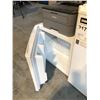 Image 2 : WHITE TABLETOP MINI REFRIGERATOR