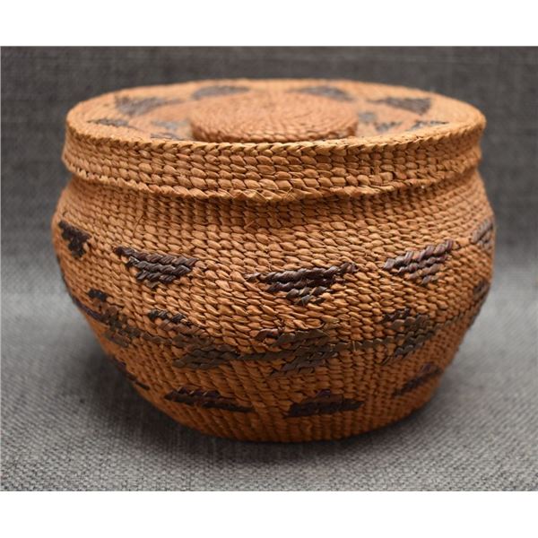 TSIMSHIAN INDIAN LIDDED BASKET