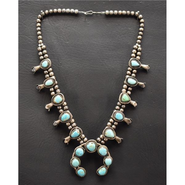 NAVAJO INDIAN SQUASH NECKLACE
