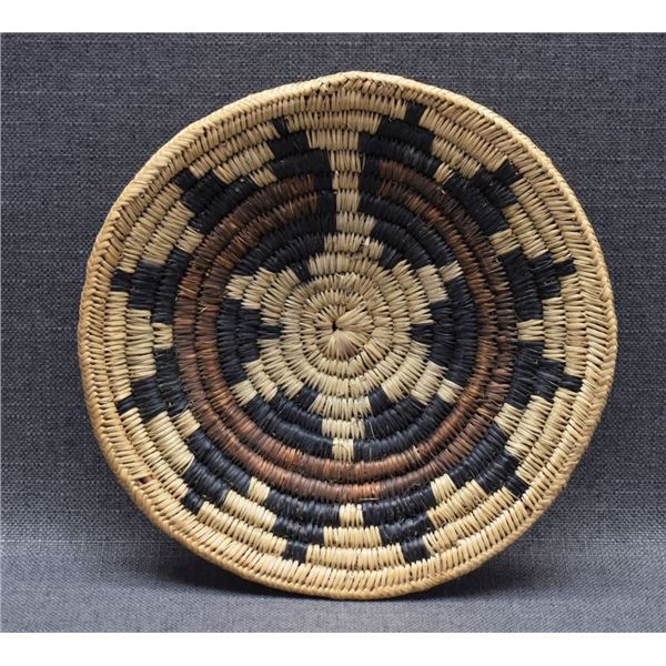 NAVAJO INDIAN BASKET