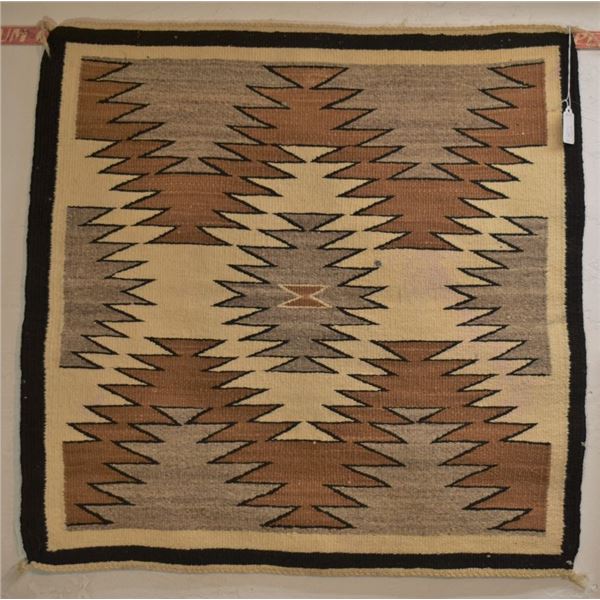 NAVAJO INDIAN TEXTILE