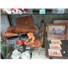 Image 1 : Shelf Lot - African Collectibles & Big Game Photos