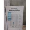 Image 1 : New Household Dehumidifier - 2000 ml Tank