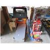 Image 1 : 10 Piece Lot of Tools and Car Accessories