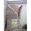 Image 1 : 6' x 9' Patterned Soft Step Area Carpet