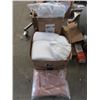 Image 1 : Throw Blanket, Duvet and Mattress Protector