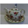 Image 1 : Royal Albert Old Country Roses Teapot with