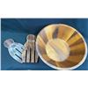 Image 1 : Beautiful Wooden Salad Bowl & Salad Serving Set