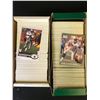 Image 1 : NFL BULK FOOBALL CARD LOT