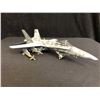 Image 1 : PRO BUILT LARGE US FIGHTER JET