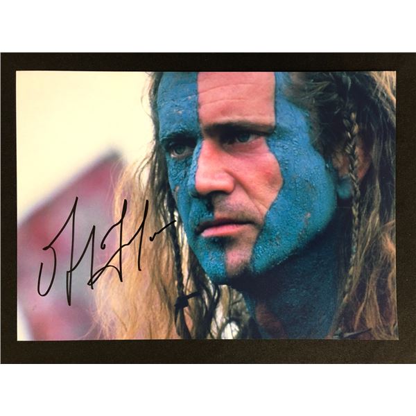 MEL GIBSON SIGNED 8X10 PHOTO (RA COA)