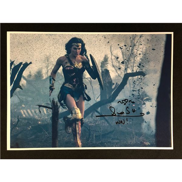 GAL GADOT SIGNED 8X10 PHOTO (RA COA)