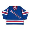 Image 2 : WAYNE GRETZKY SIGNED NY RANGERS HOCKEY JERSEY (UPPER DECK COA)