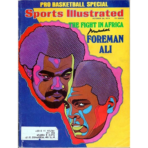 MUHAMMAD ALI SIGNED SPORTS ILLUSTRATED MAGAZINE (PSA/DNA)