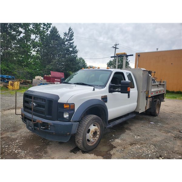 2009 FORD F450 SUPER DUTY XL  DUMP TRUCK  EXT.CAB, WHITE, 6.8 L TRITON V10 GAS  ENGINE, AUTO TRANS