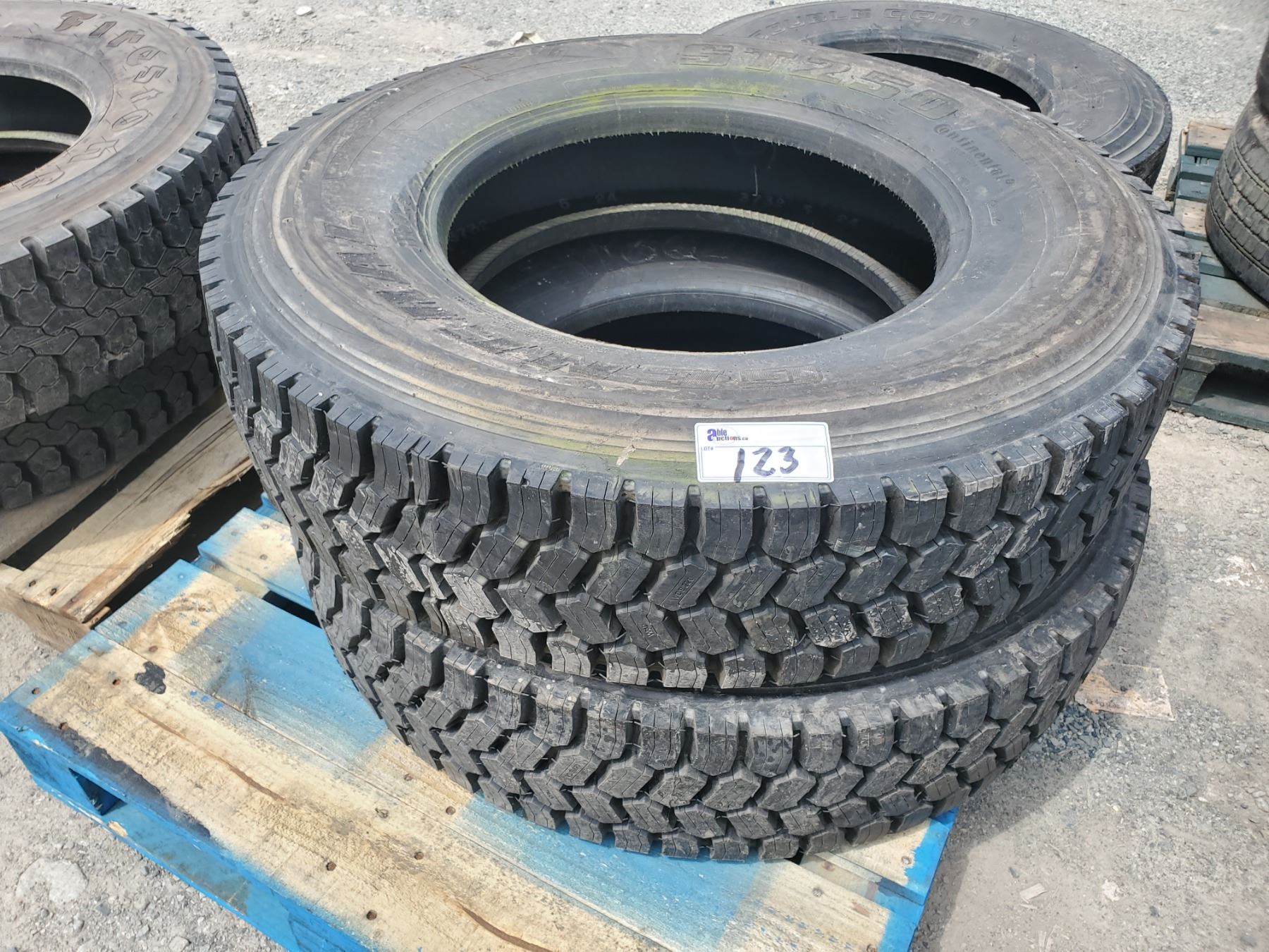 2 NEW RETREAD 11R 22.5 TRUCK TIRES