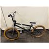 Image 1 : NO NAME BLACK SINGLE SPEED STUNT BIKE