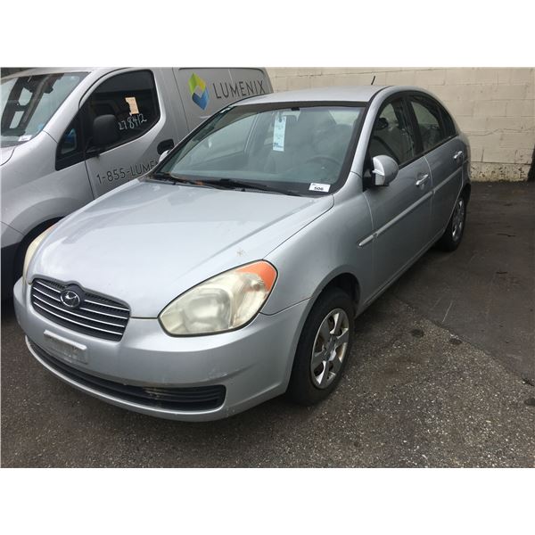 *TOW* 2006 HYUNDAI ACCENT, 4DR SEDAN, GREY, VIN # KMHCN45C46U028891