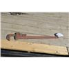 Image 3 : Large Pipe Wrench - 36"