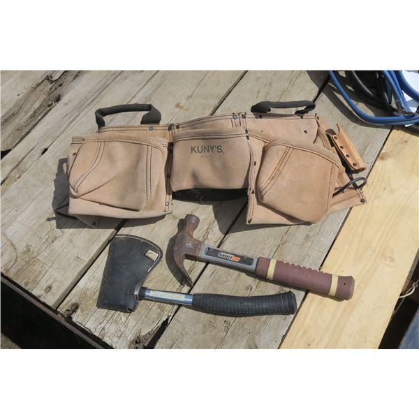 Carpenters Apron, Hatchet & Hammer