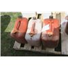 Image 3 : 3 - 5 Gal Gas Cans