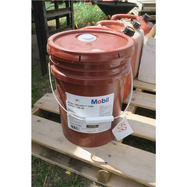 5 Gal. 15w40 Mobil Oil