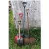 Image 3 : 4 Snow Shovels