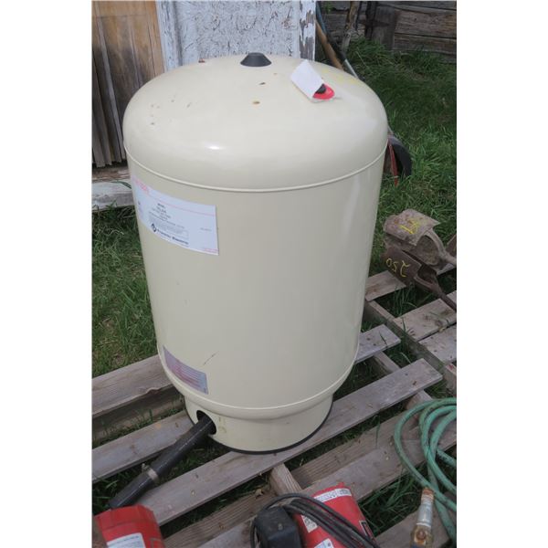 Pressure Tank 30 Gal.