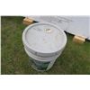 Image 2 : 5 Gal Shop Master Farm Paint - White