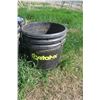 Image 2 : 3 Plastic Feed Tubs - Black