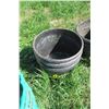 Image 3 : 3 Plastic Feed Tubs - Black
