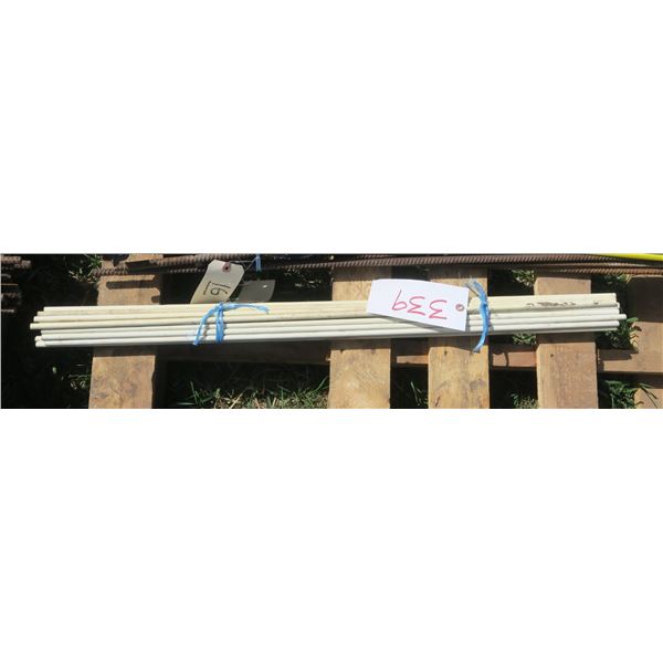 24 - Fibre Glass Electric Fence Posts 36"