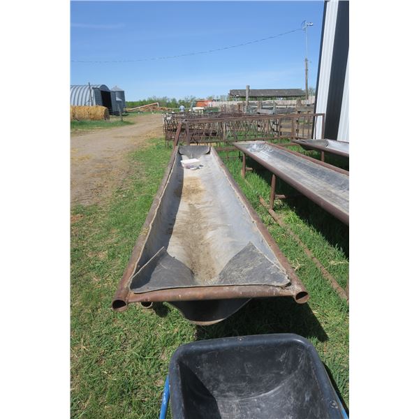 Oil Pipe Feed Trough with Belting - 20ft