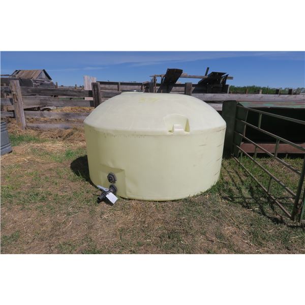 900 Imp Gal. Water Tank