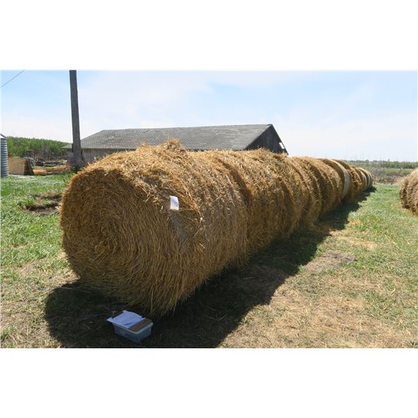 (Sell Price is 16 x Bid Amount) 16 12.5-13.5lbs  Straw Round Bales - 5.5ft. Dia. Hard Core