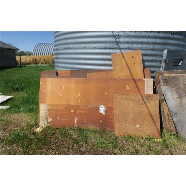 Lot of Assorted 3/8-5/8" Ply Wood - Partial & Full Sheets