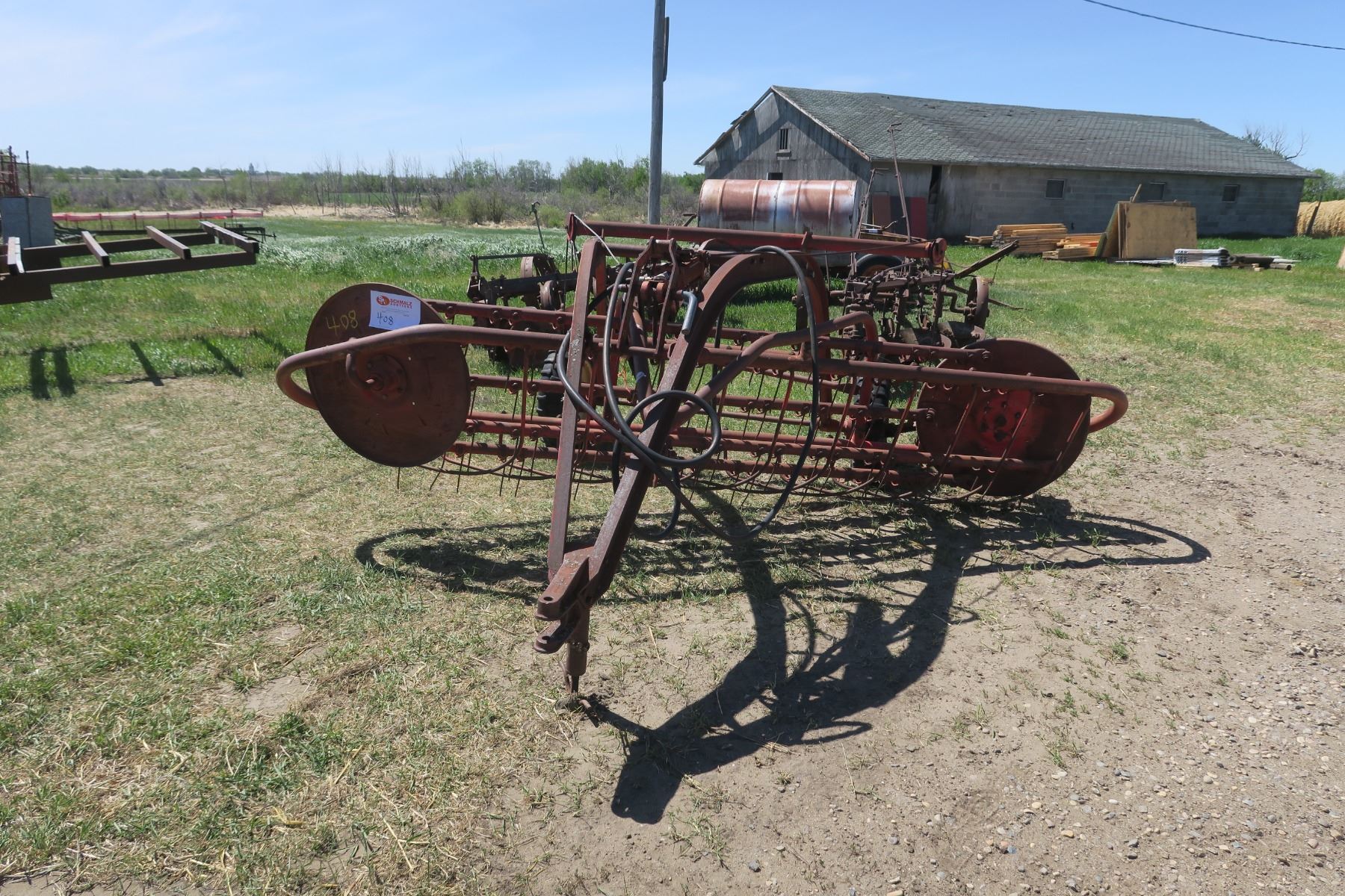Side Delivery Hay Rake w/ Hydraulics - 10ft. - Schmalz Auctions